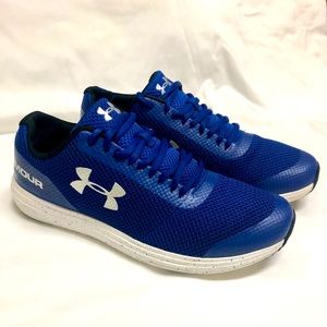 ***SOLD*** Under Armour Athletic Shoes Size Y7
